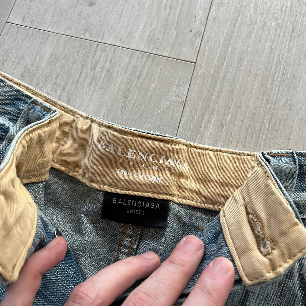 Balenciaga Men's Washed Blue Logo Wide-Leg Jeans - Picture 4 of 12